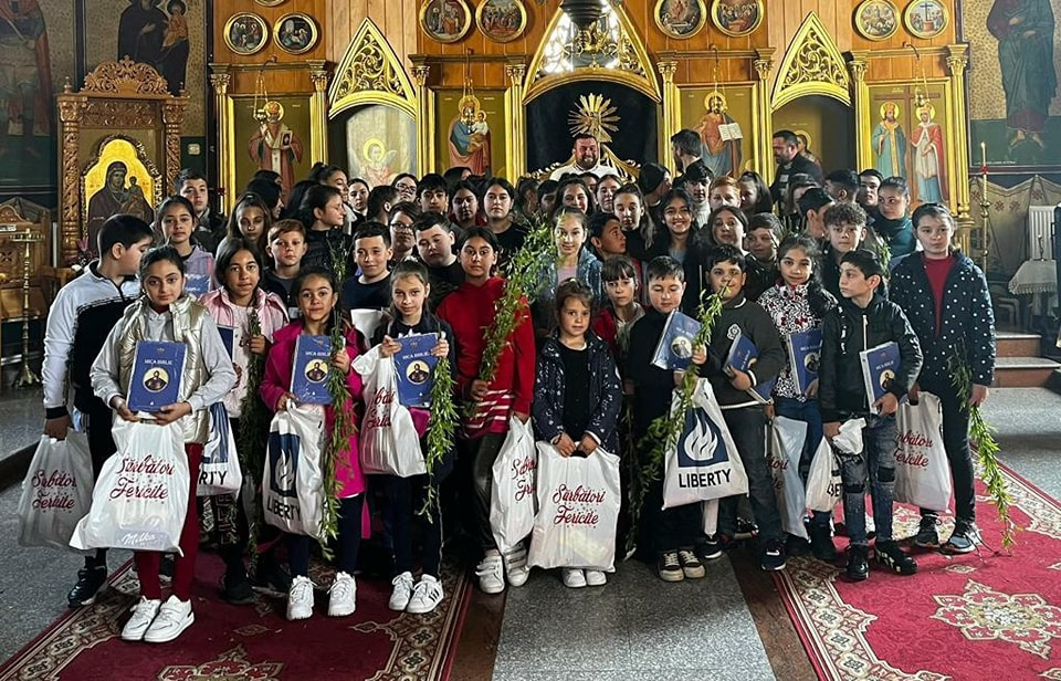 Biblii pentru tinerii din nordul județului Galați