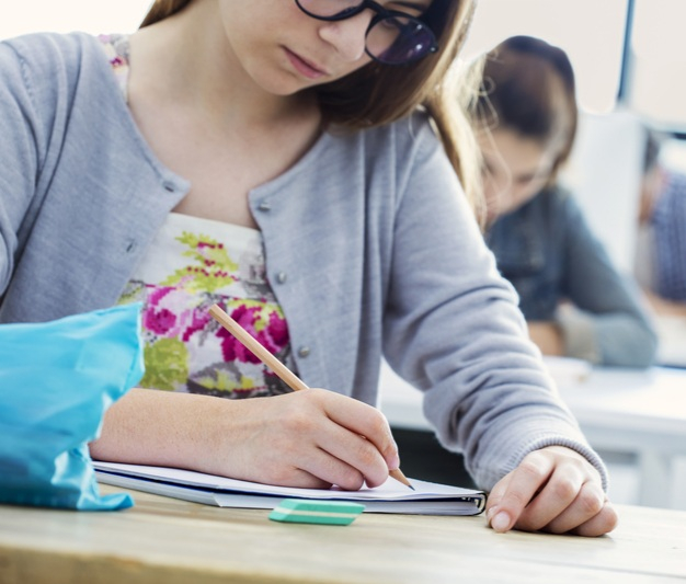 Începe înscrierea pentru Bacalaureat