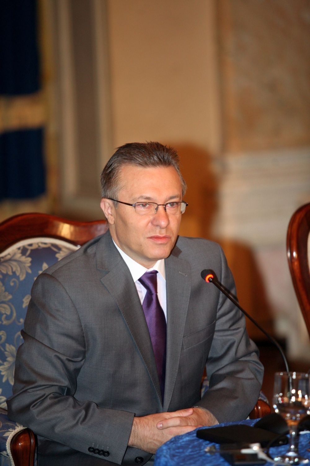 "INTERVIURI DE TOP" - Cristian Diaconescu: "Zilnic, peste două milioane de români se judecă"