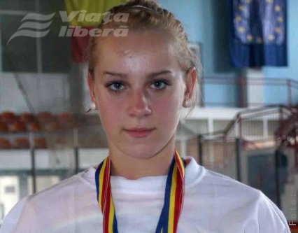 Elena Andrieş – triplă campioană la tineret 