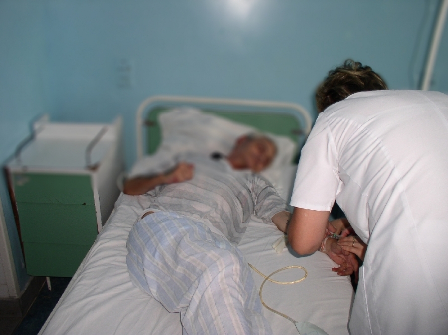 Mai multe MEDICAMENTE împotriva CANCERULUI LIPSESC din farmaciile din Galaţi