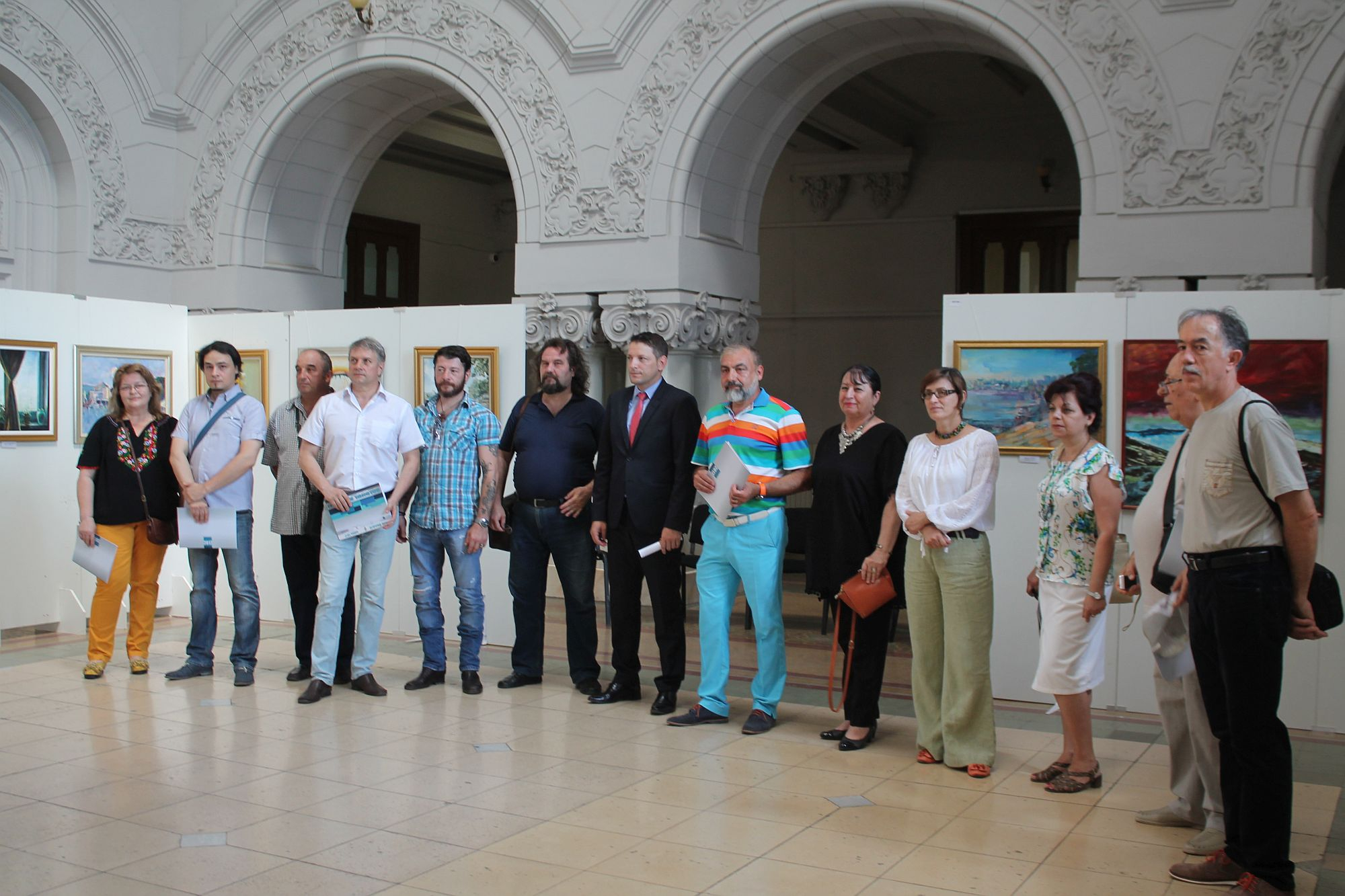 Patru zile de sărbătoare, la un alt nivel | Plasticienii gălăţeni au deschis balul de ZILELE DUNĂRII