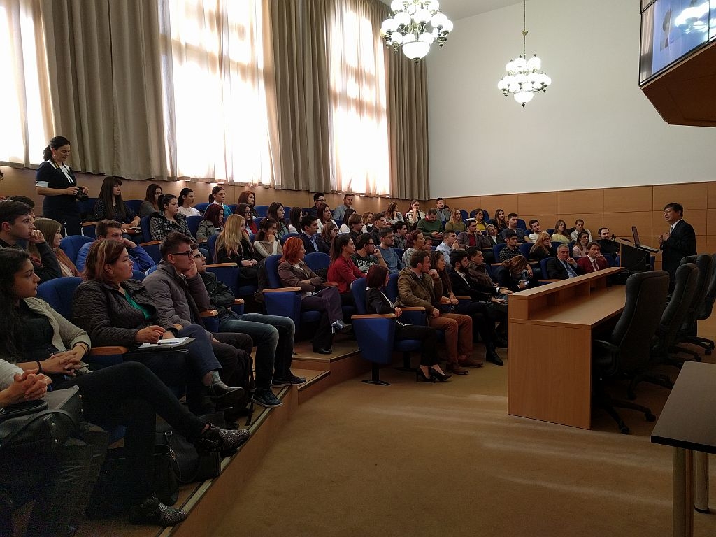 AMBASADORUL Republicii Coreea de Sud, în VIZITĂ la Galaţi: ”Cheia succesului este competiţia”