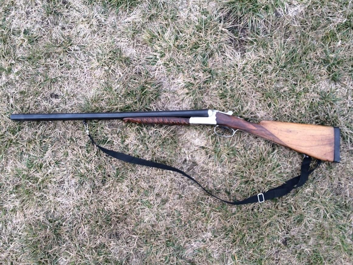 Bunicuţe prinse cu arme ilegale