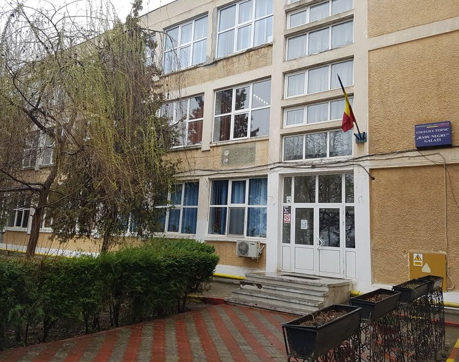 Cu o mare absorbţie a absolvenţilor pe piaţa muncii, Liceul Tehnologic ”Radu Negru”, tradiţie în educaţie de 50 de ani