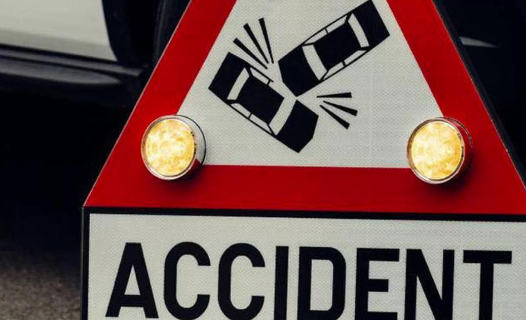 A schimbat banda de mers fără să se asigure