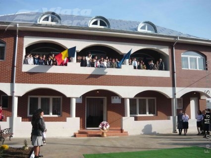 Centrul Multifuncţional „Speranţa” şi-a deschis larg uşile