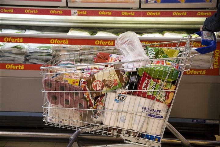 Vezi care e programul supermarketurilor în perioada Paştelui!