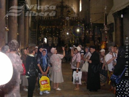 Pelerini pe „Pământul Făgăduinţei”