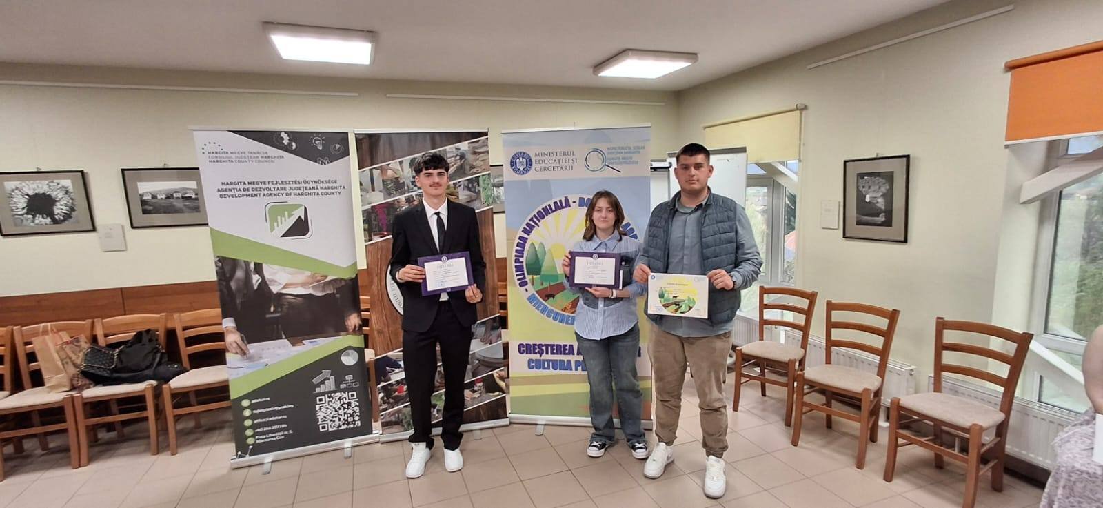 Premii și diplome pentru elevii gălățeni la Olimpiada Naţională de Tehnologii