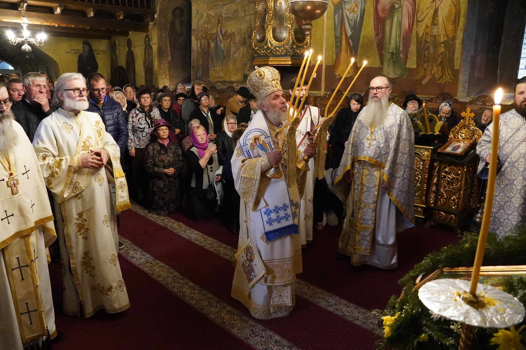 Hram la Mănăstirea "Sfinţii Arhangheli Mihail şi Gavriil" din Galaţi