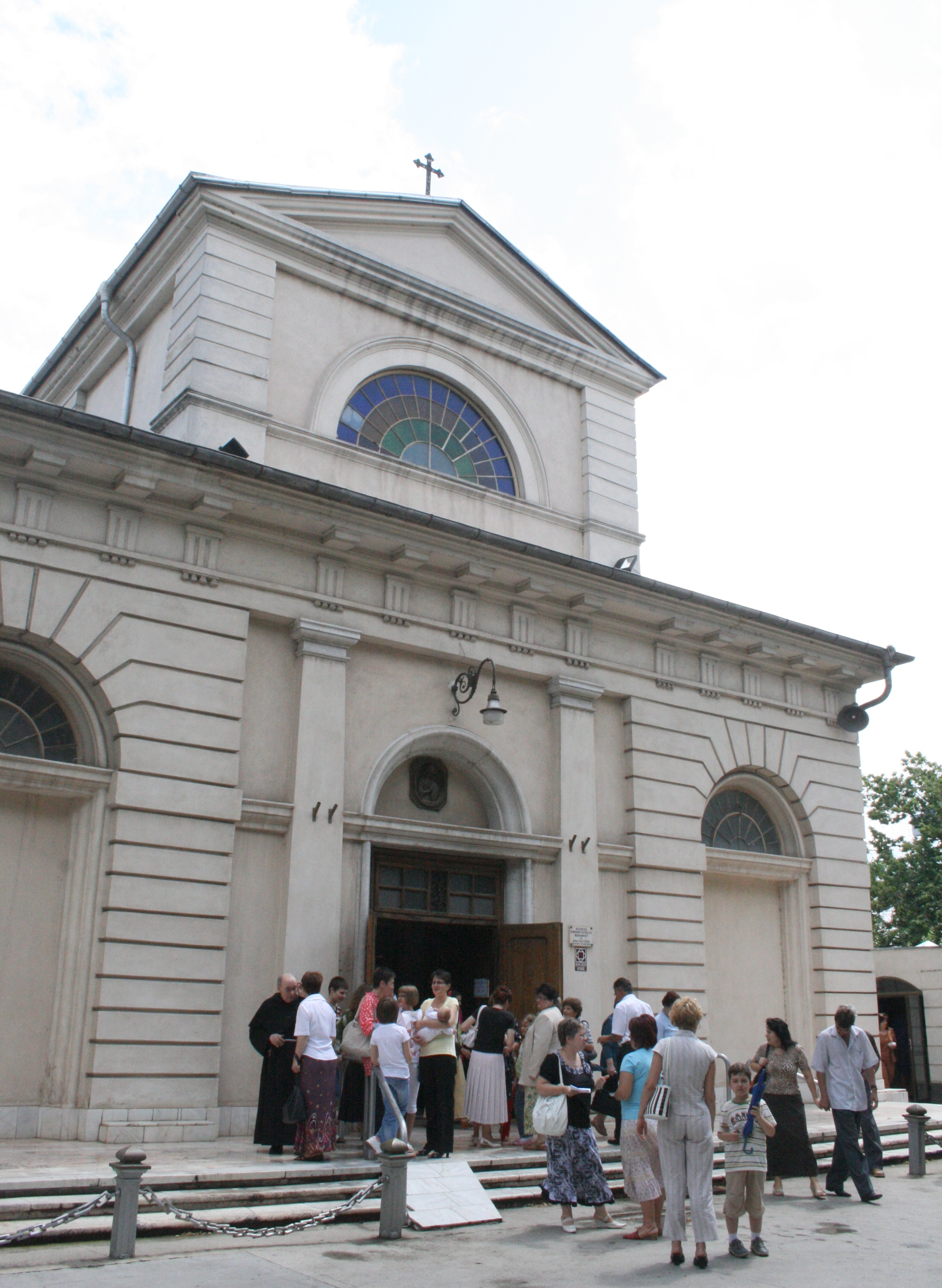 La Biserica Catolică/ Spectacol de muzică şi poezie