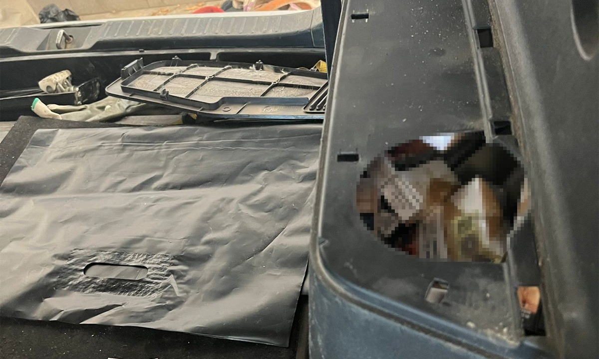 Țigări ascunse și nedeclarate, descoperite la Oancea