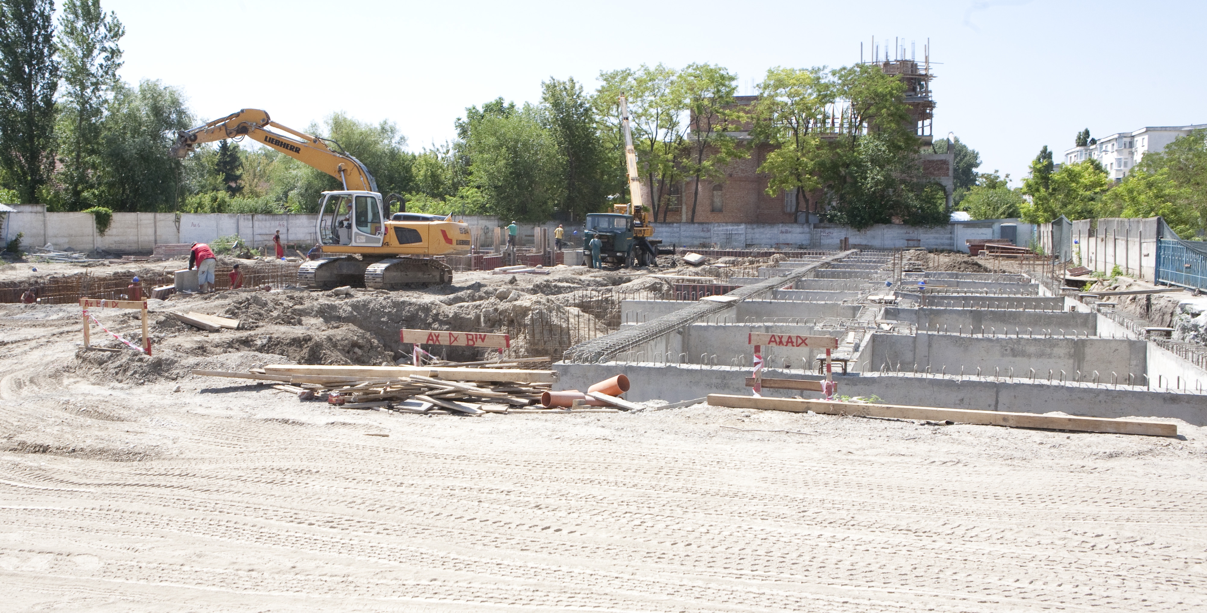 ÎN EDIŢIA DE MÂINE: Mafia imobiliară, în vizorul "Vieţii libere"