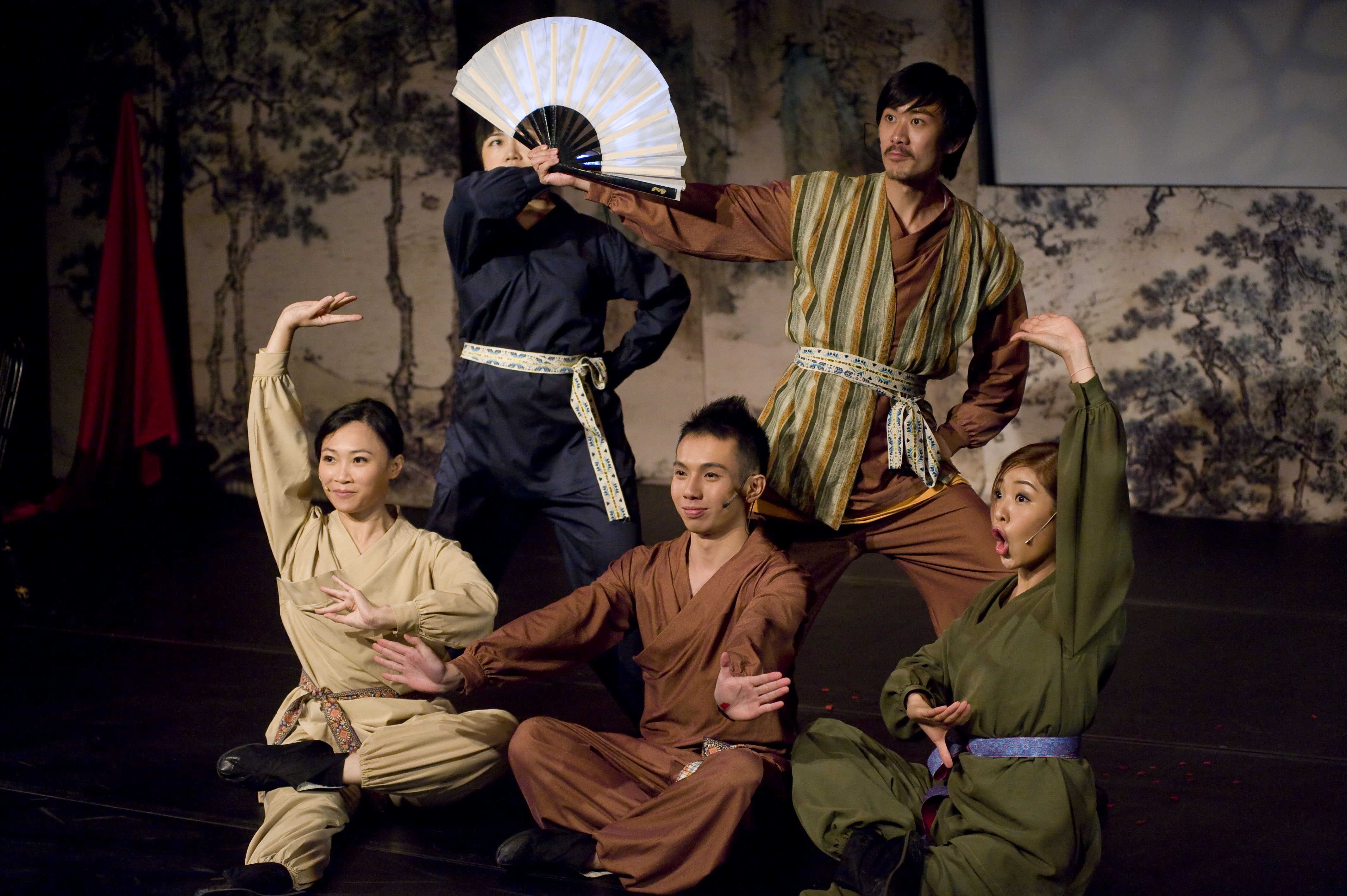 Festivalul „Gulliver”: Artă chinezească pe scena gălăţeană