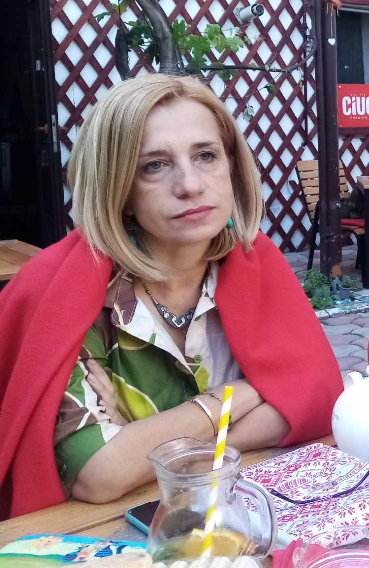 Cenaclul "Noduri și Semne". Joc de şah liric