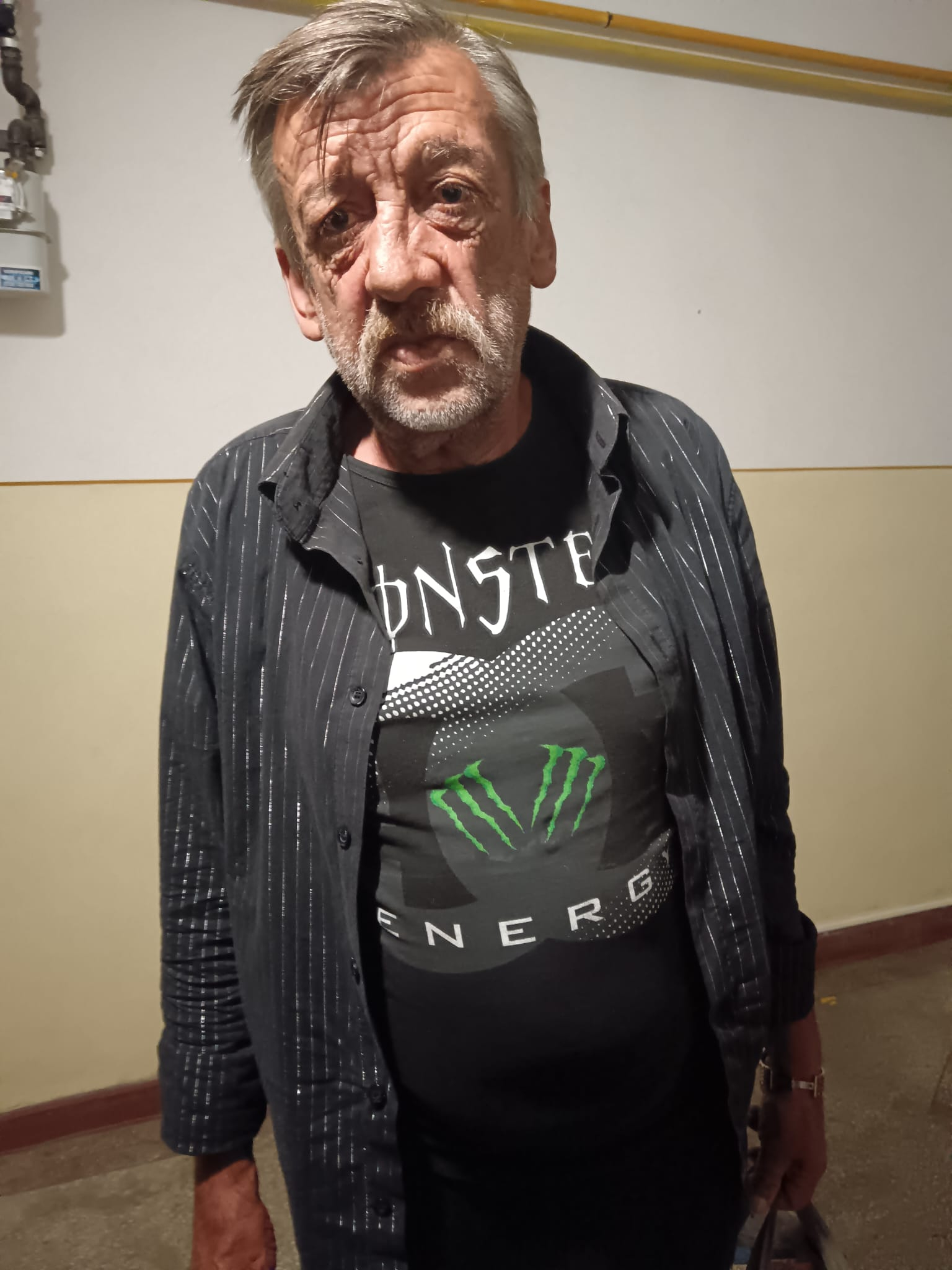 Un escroc cerşeşte pentru a-și scoate de la morgă morţi care nu există