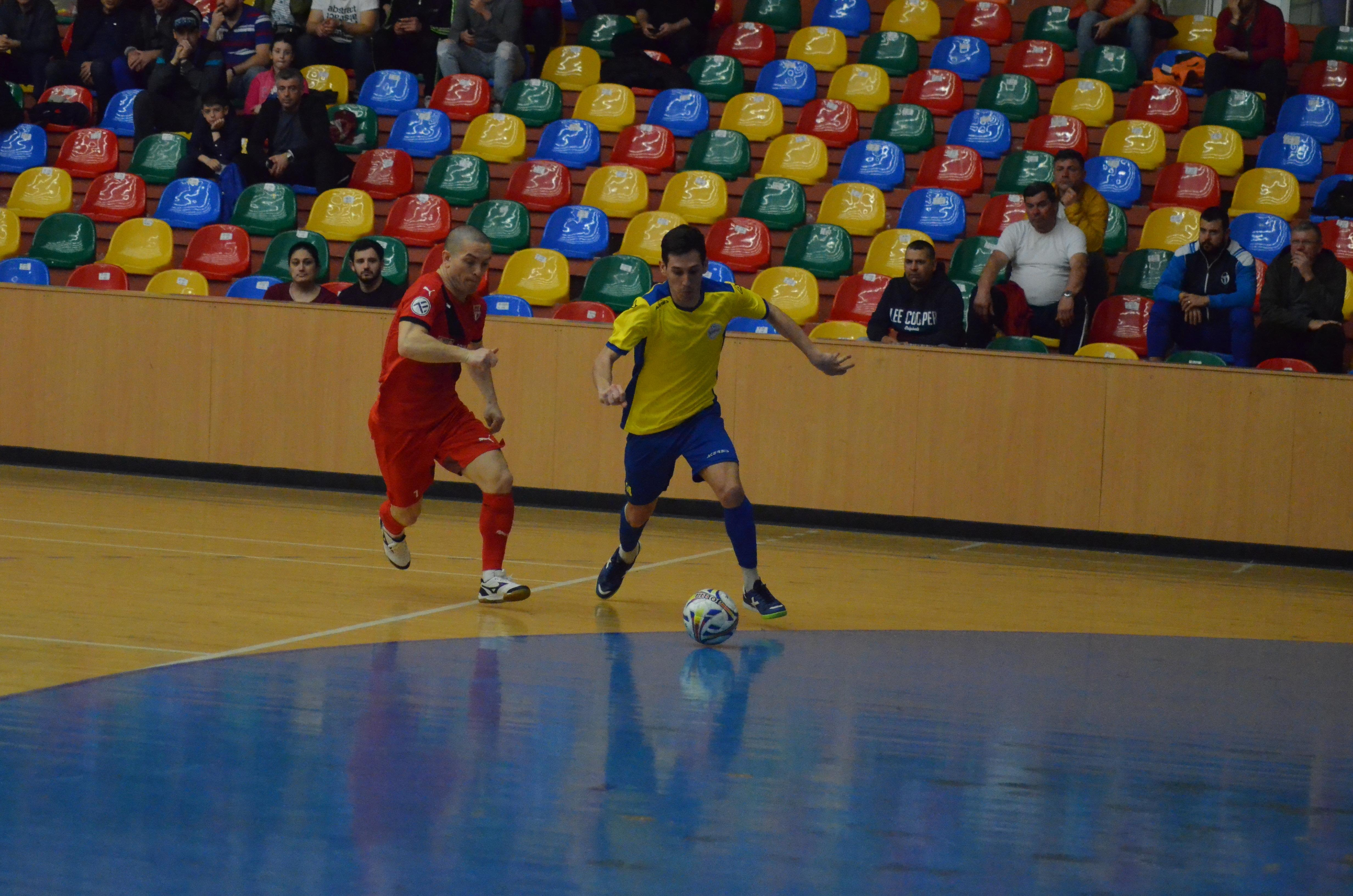 United, start cu victorie în grupa semifinală