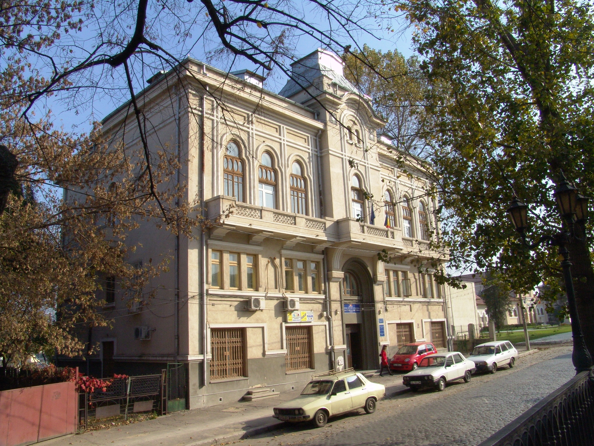 Tun imobiliar demascat în instanţă la Casa Corpului Didactic 