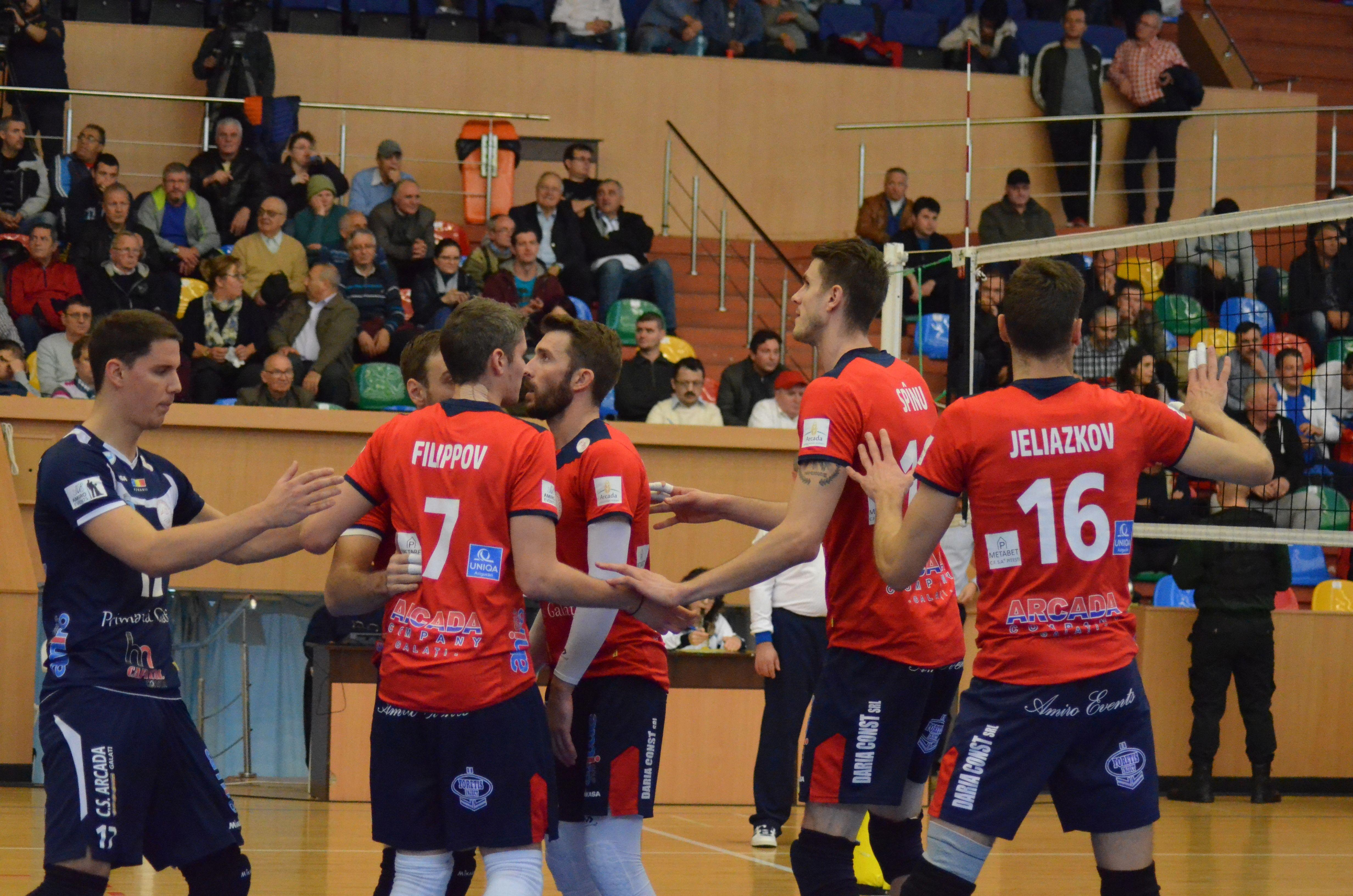 Duel între medaliatele sezonului trecut la VOLEI