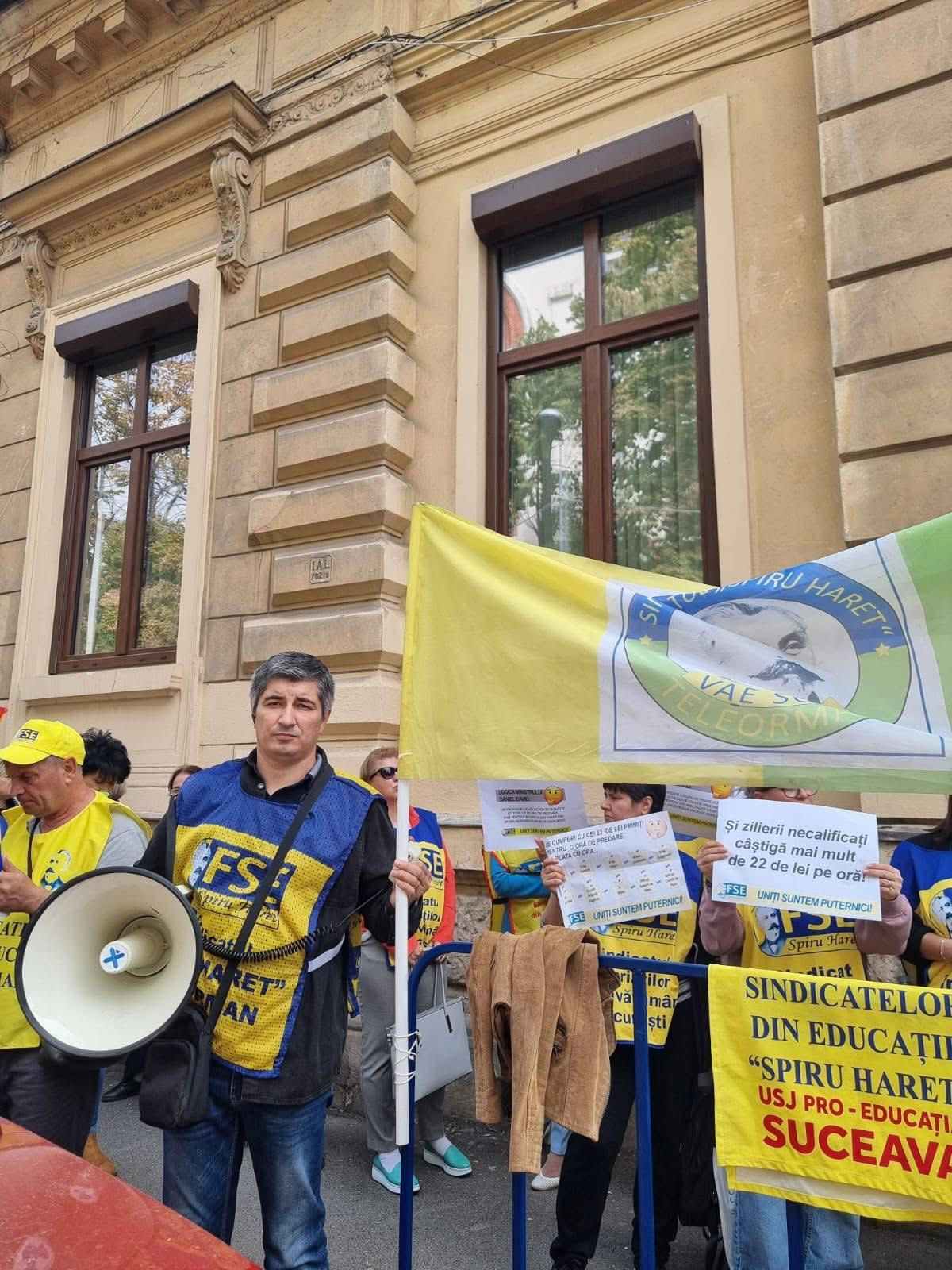 Elevă olimpică din Galaţi, rămasă fără bursă cu media 9,85