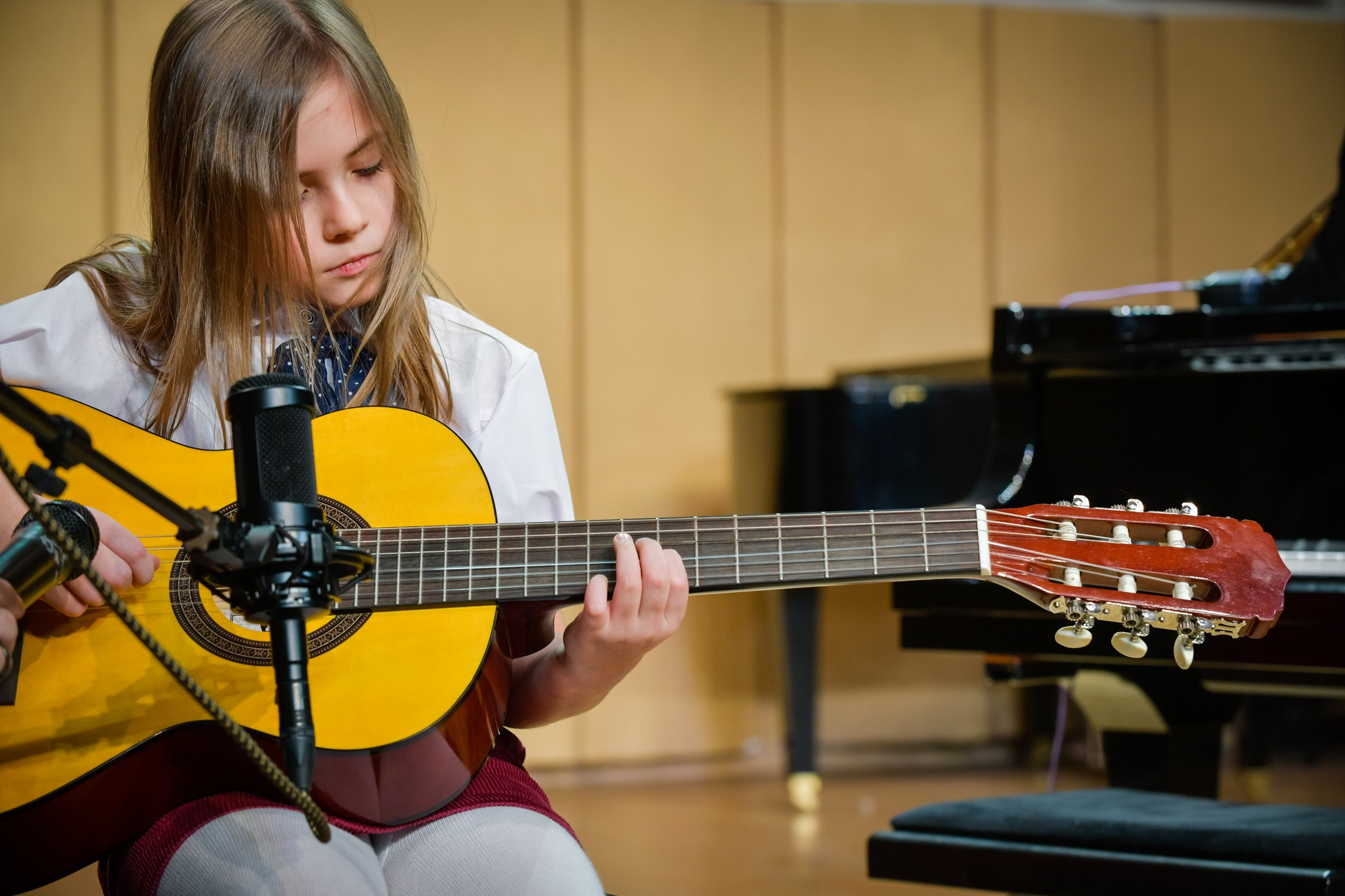 Cursuri gratuite de chitară la Casa Studenților