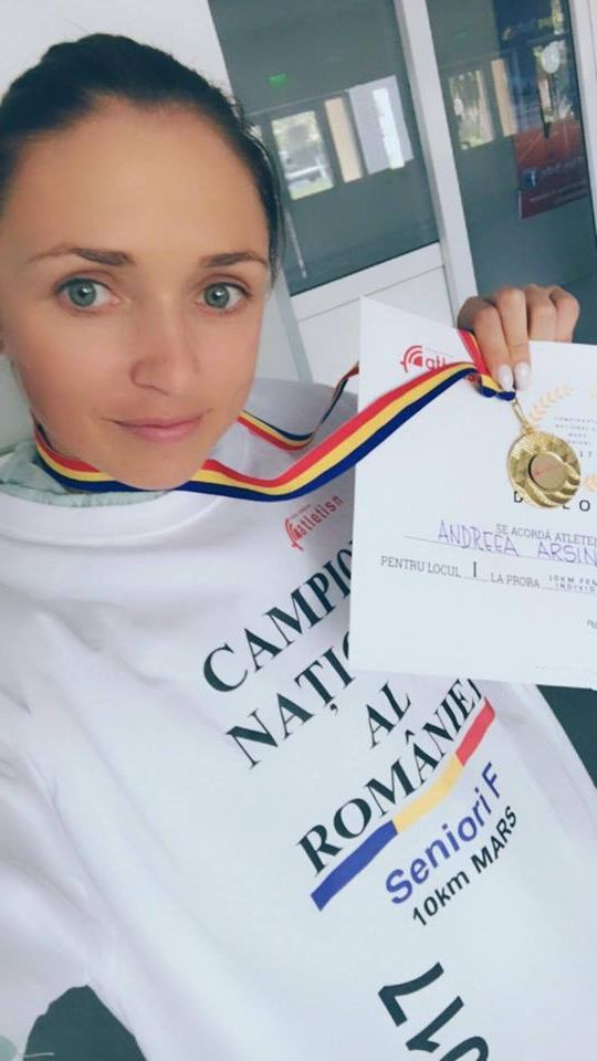 Atleta ANDREEA ARSINE este noua CAMPIOANĂ națională la marș