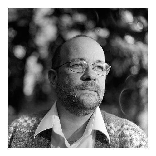 Un poet care joacă în Liga Raiului… Şi despre cum se iubeşte (iubea?) în Galaţi