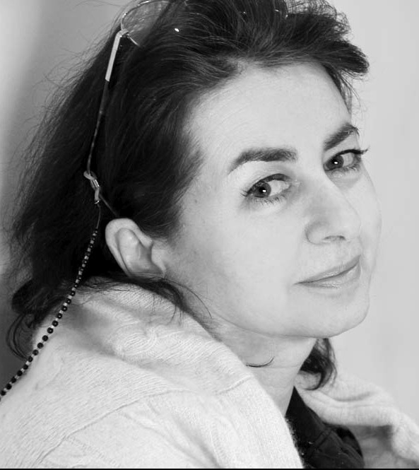 Alexandra Drăguţescu, un discurs plastic dominat de vis și imaginație