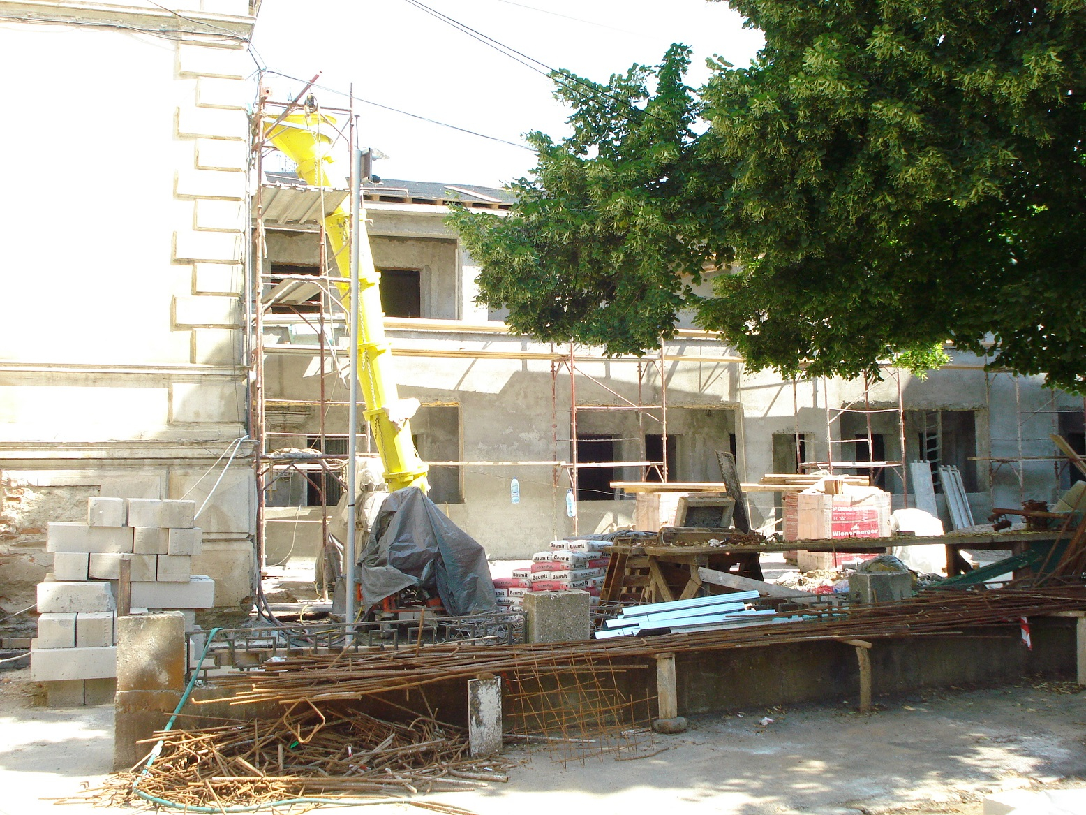 Zeci de sancțiuni pentru firmele de construcții din Galați