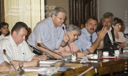 Şedinţă liniştită la Consiliul Judeţului