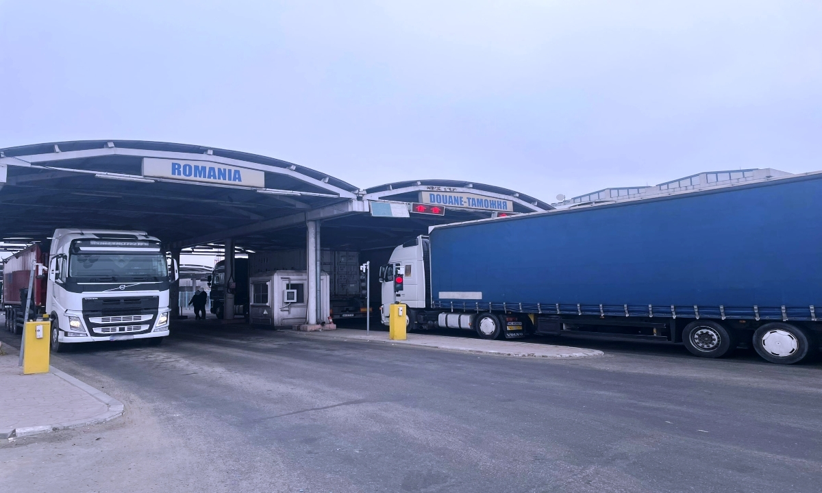 A încercat să păcălească polițiștii cu asigurări falsificate