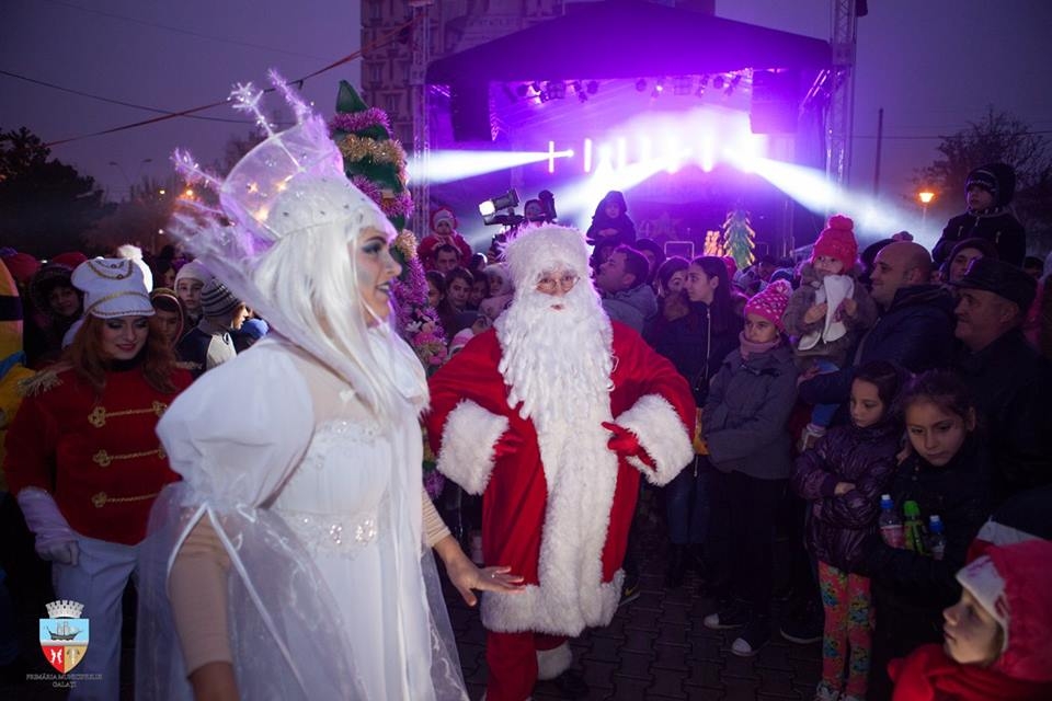 Serie de CONCERTE publice la Galaţi | Moş Nicolae şi Moş Crăciun vin cu tolba plină de spectacole