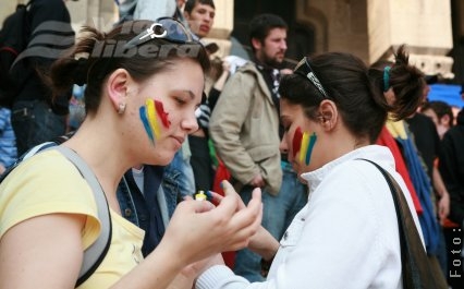 Cetăţenii moldoveni, la referendum 