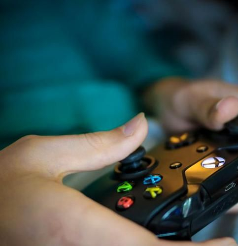 Se recrutează gameri pentru a fi controlori de trafic aerian