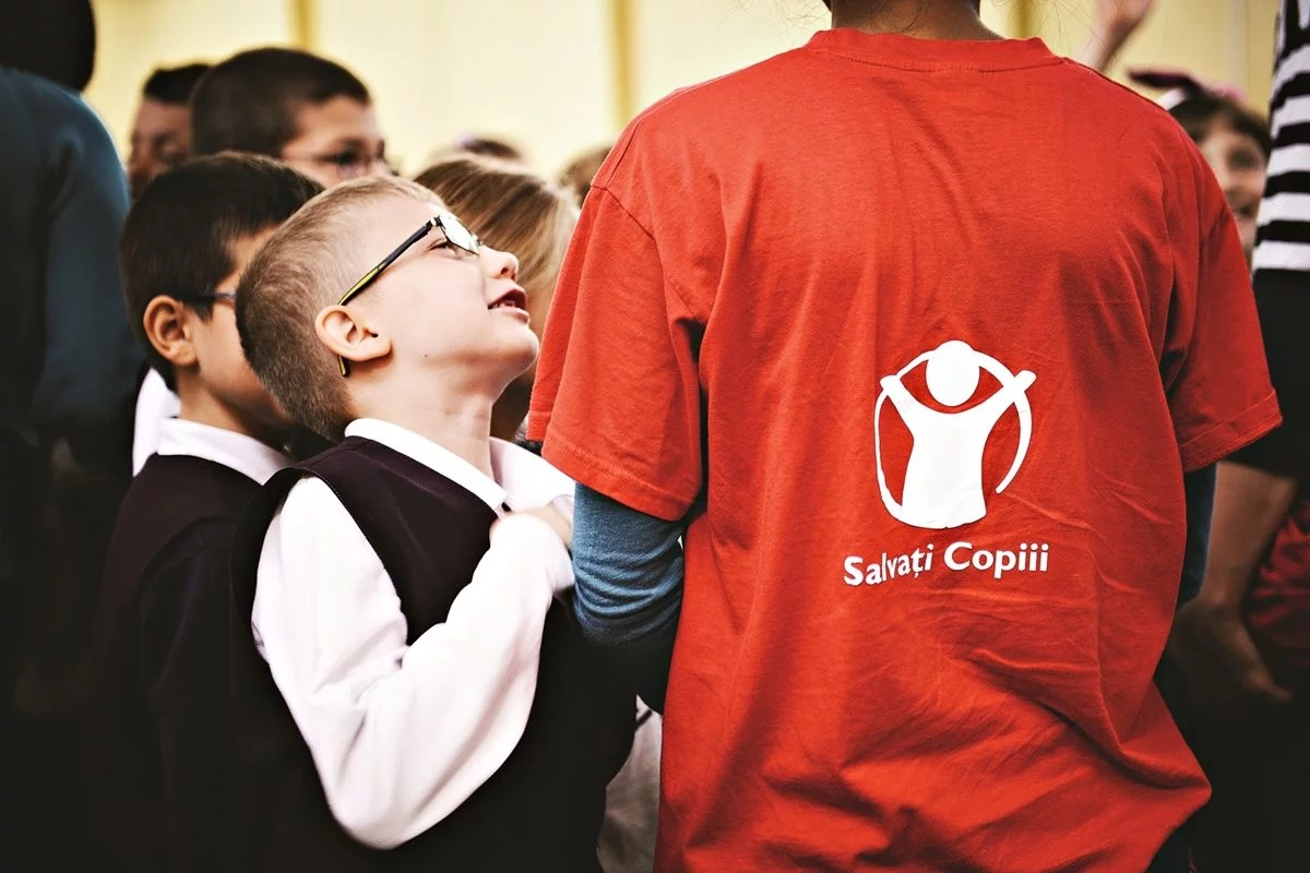 „Sună-i zilnic!” - apel pentru părinții plecați la muncă în străinătate