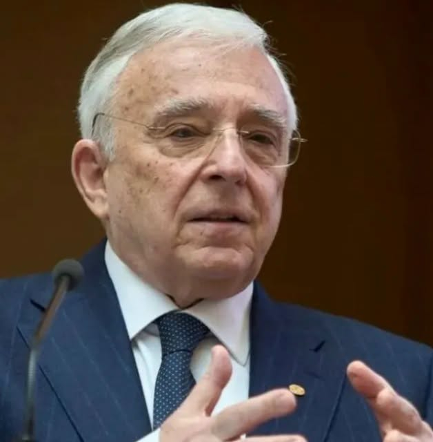 Mugur Isărescu: „Cursul euro este mai flexibil”