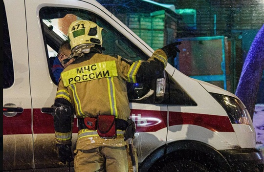 Depozit de petrol incendiat în Rusia și noi atacuri în Ucraina