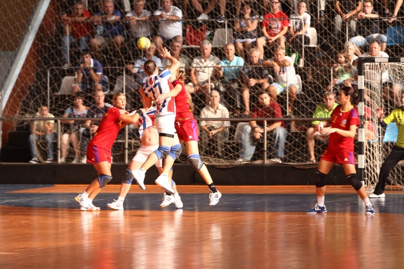 Derbiul handbalistic dintre Brăila şi Galaţi, în direct la DigiSport