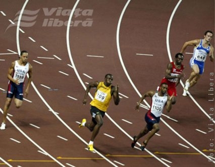 Cursă - cu 6 participanţi! - după un lanţ. De aur!