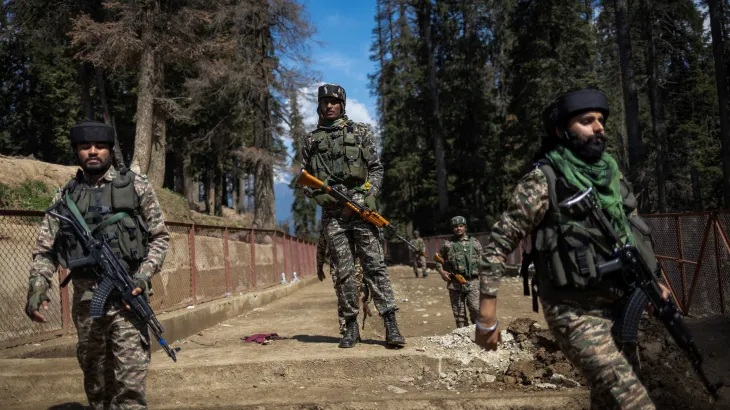 Tensiuni majore între două ţări care au arme nucleare
