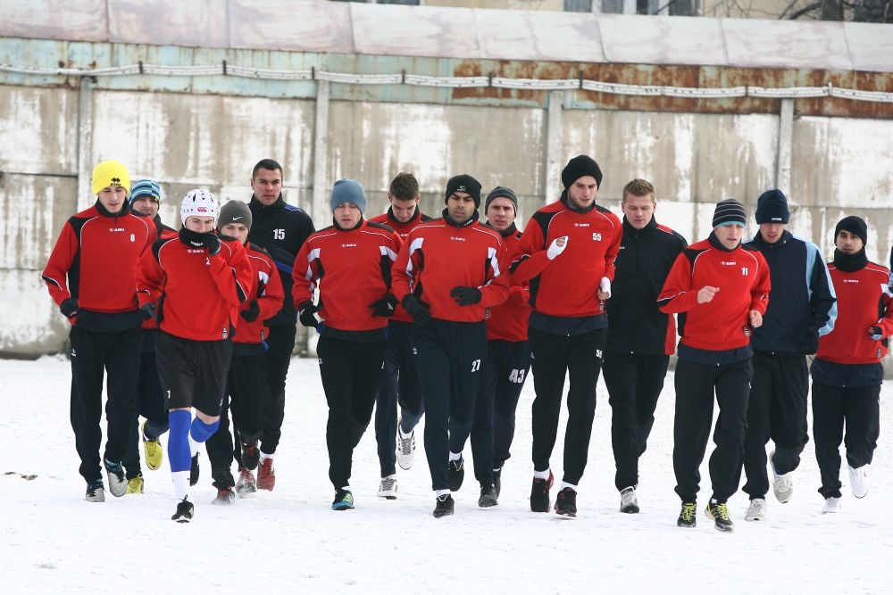 31 de fotbalişti prezenţi la reunirea Oţelului (GALERIE FOTO)