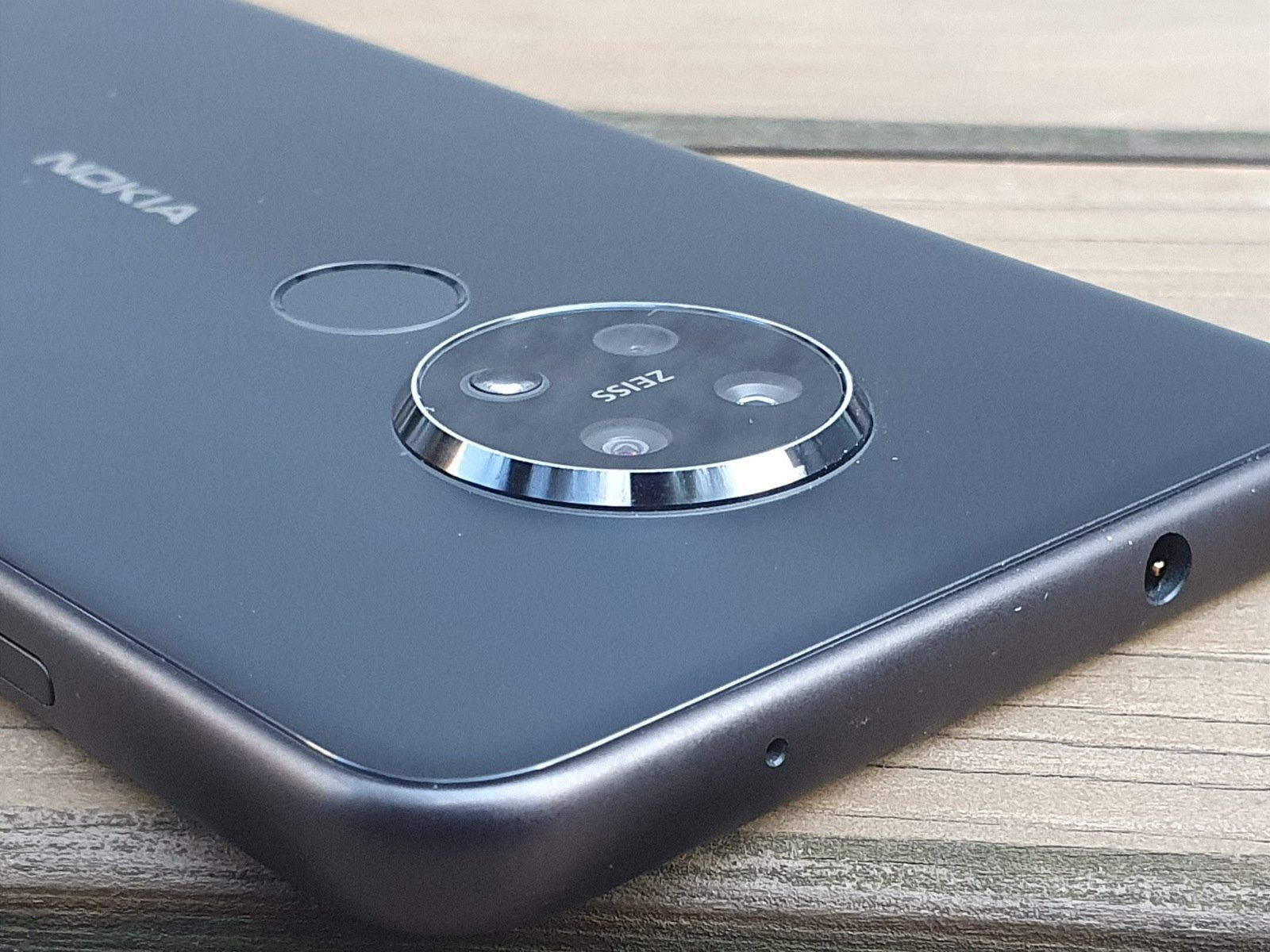 Parteneriatul dintre Nokia și Zeiss s-a încheiat