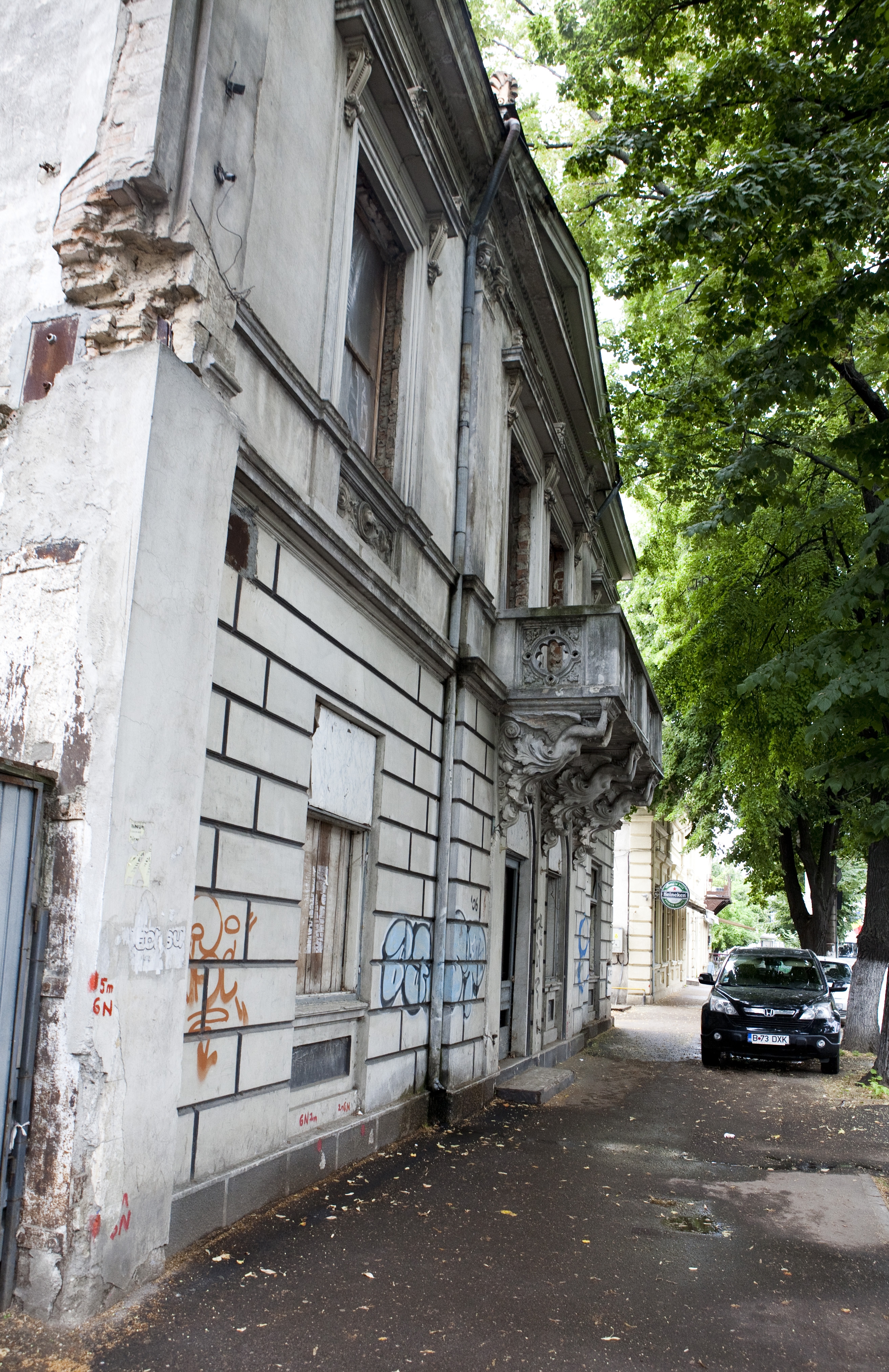 Casa de pe Domnească 52, în prag de restaurare