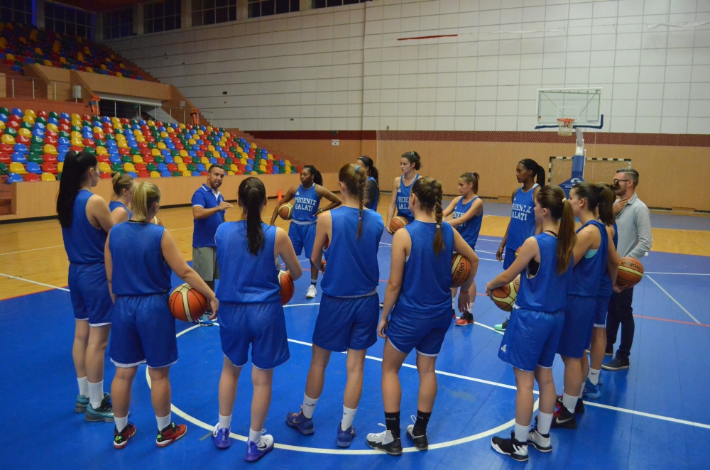 Phoenix joacă, astăzi, în Cupa României