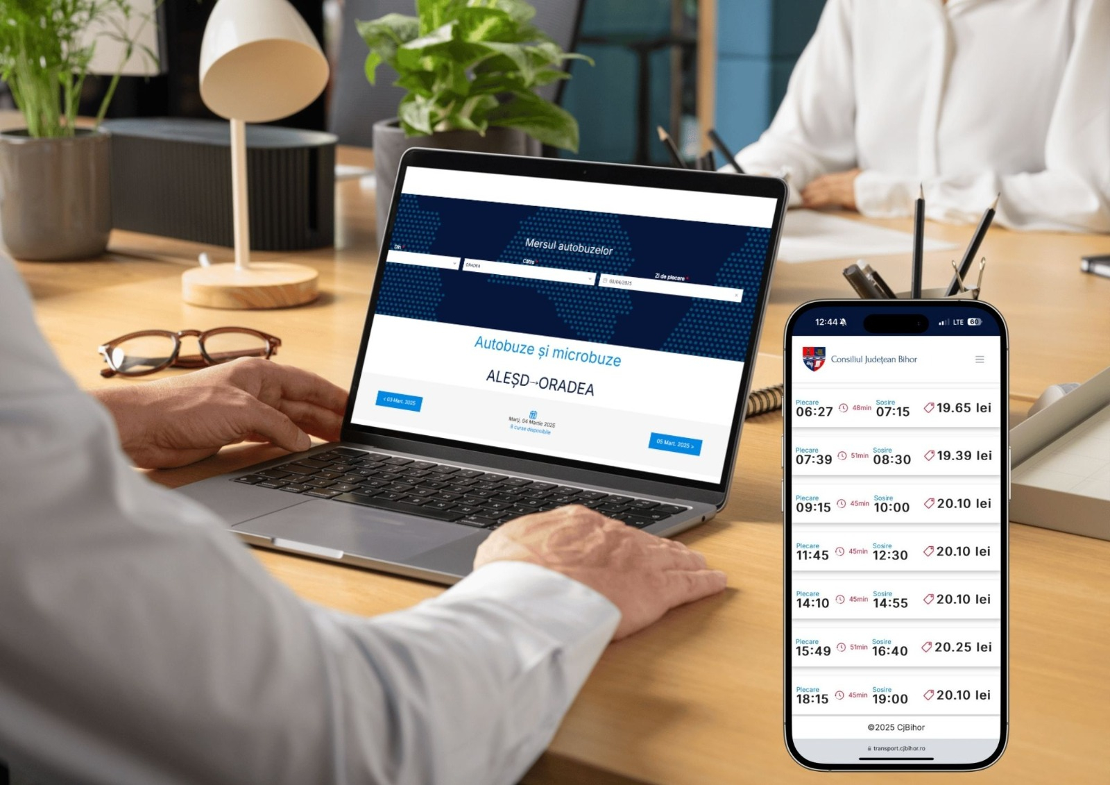 Platformă online cu mersul autobuzelor din județ