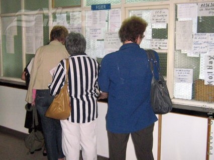 „Sunt bolnav, dar m-au programat la consult în 2011!”