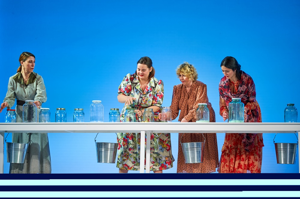 Spectacol înlocuit la Teatrul Dramatic