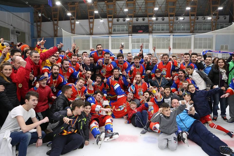 HOCHEI. S-a stabilit PROGRAMUL Campionatului Naţional