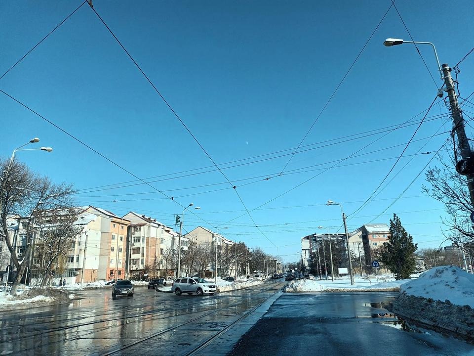 Cum se circulă pe străzile principale din Galați